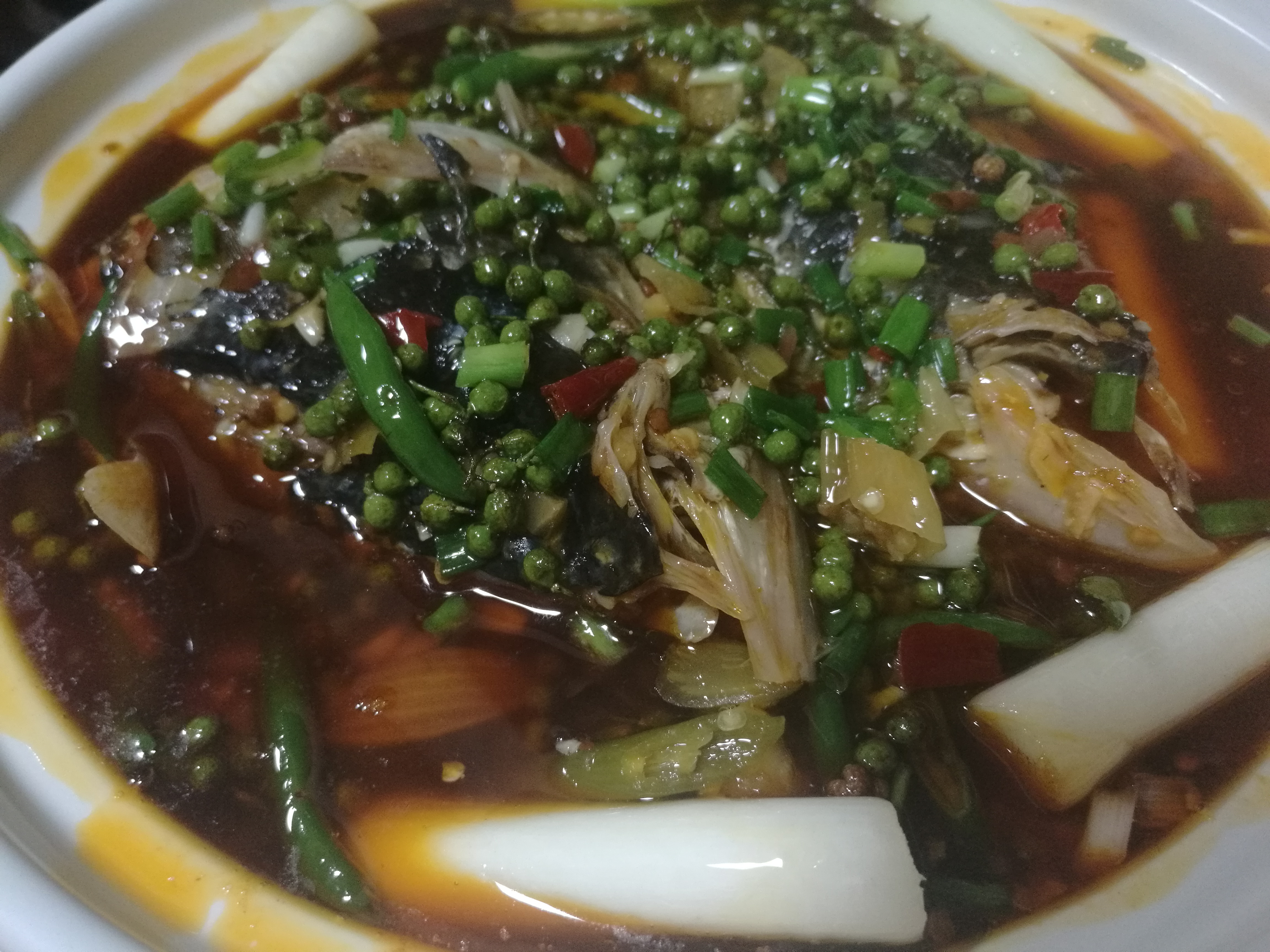 重庆煮妇在家做了一锅麻辣销魂的青花椒鱼,吃一口就停不下筷子