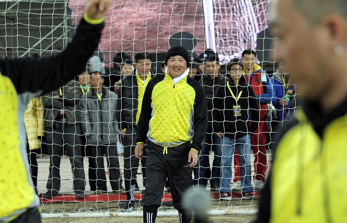 共舞的梦：一首表达团结力量的爵士歌曲