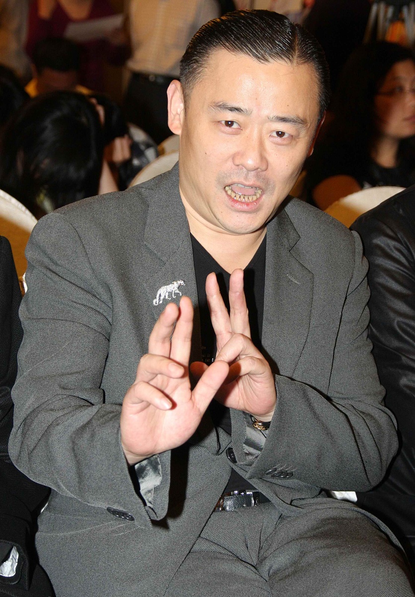 2010年5月26日,上海,《唐伯虎点秋香2》新闻发布会.***_***周立波表情