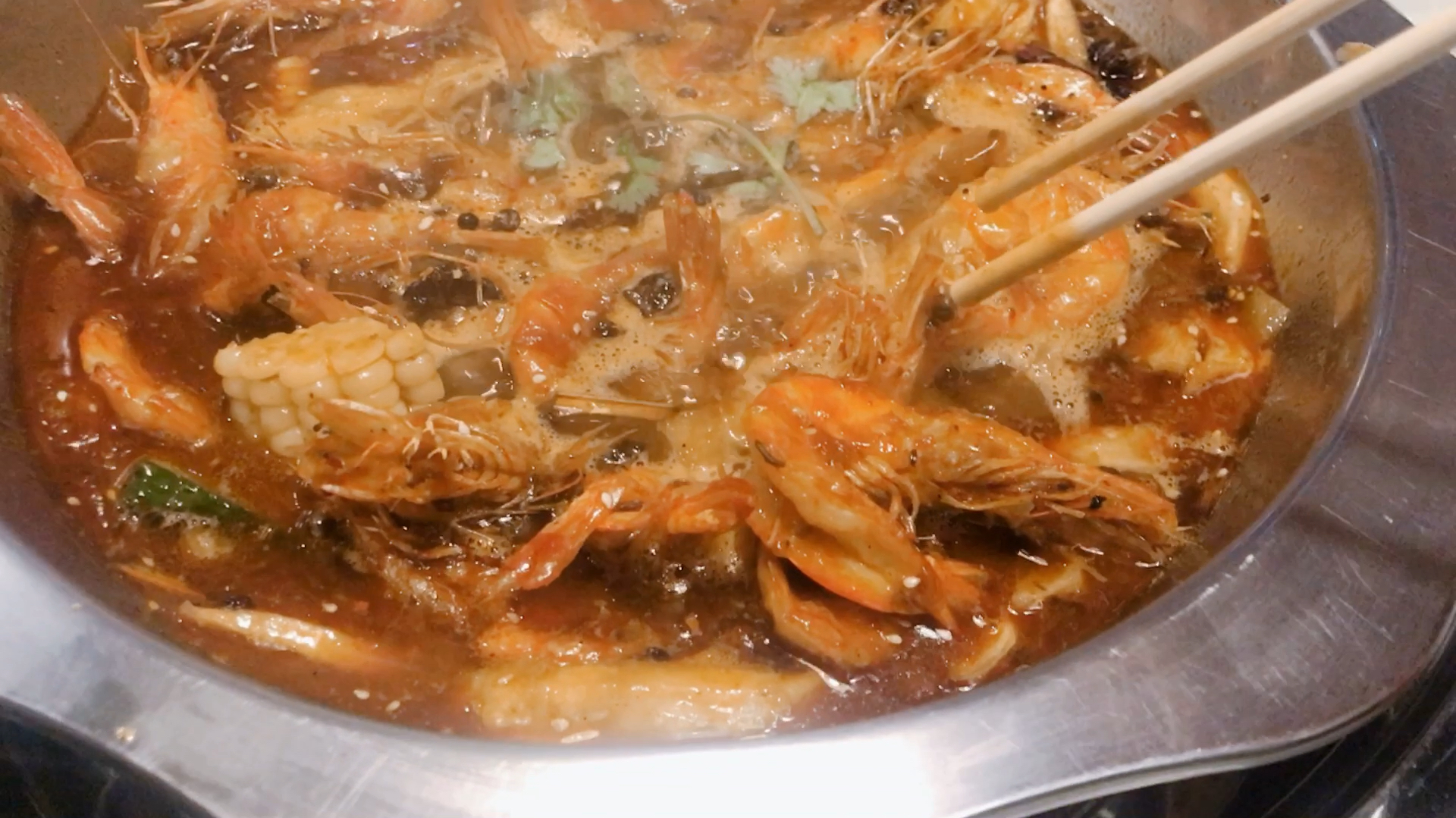 哈尔滨探店:“阿田大虾”爱建店 一锅两吃超美味