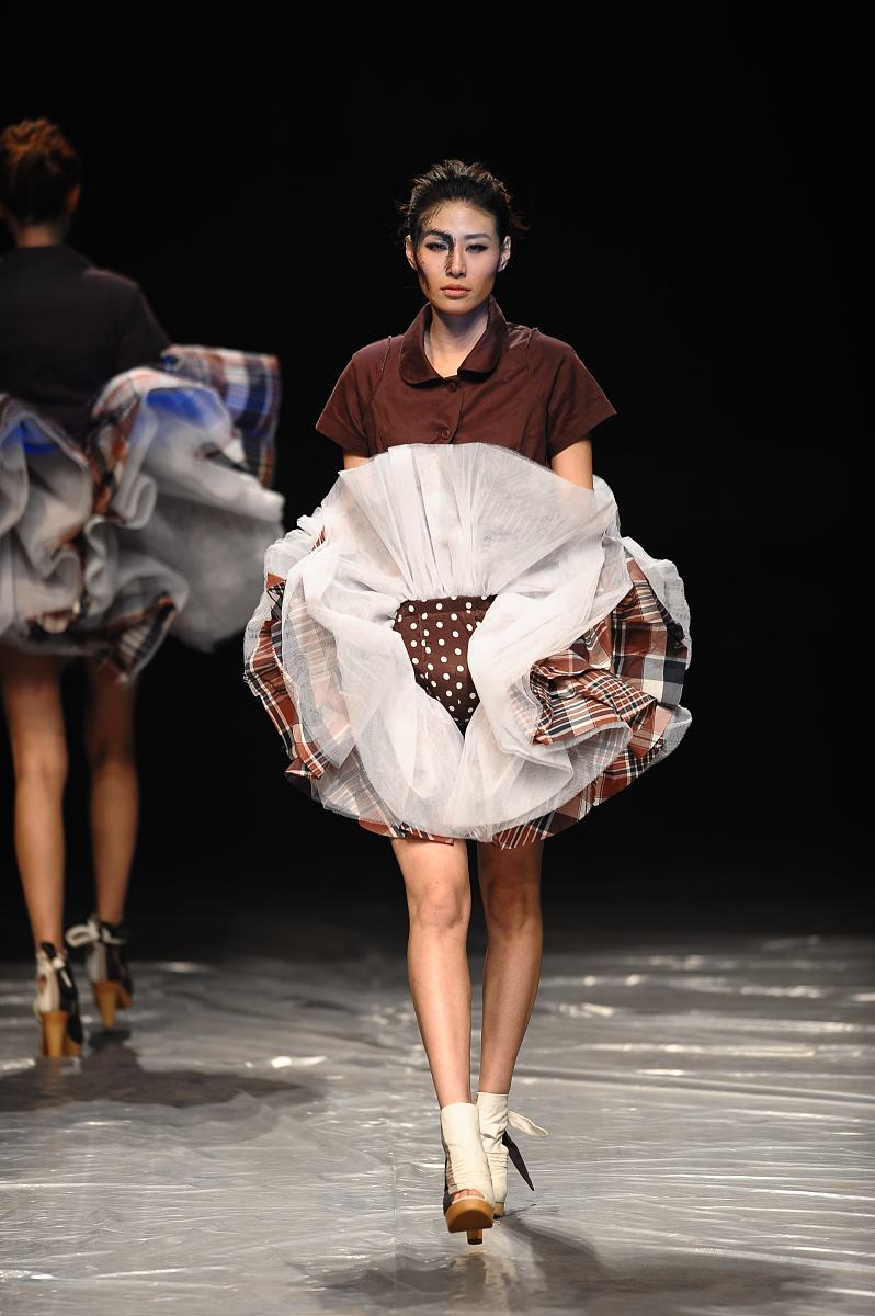 女装开发周期：从首发到追单货品到货需多久？