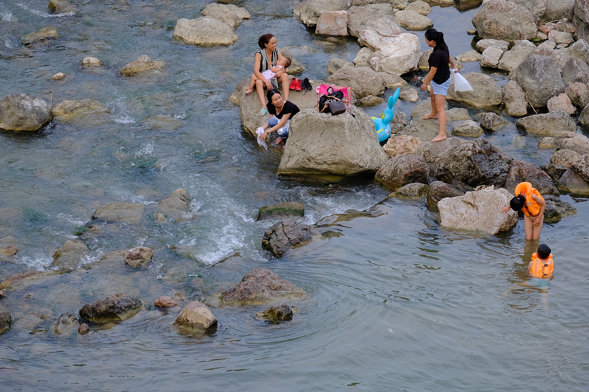 以小编的口吻说说夏季游泳夏季游泳的好处夏季游泳的注意事项