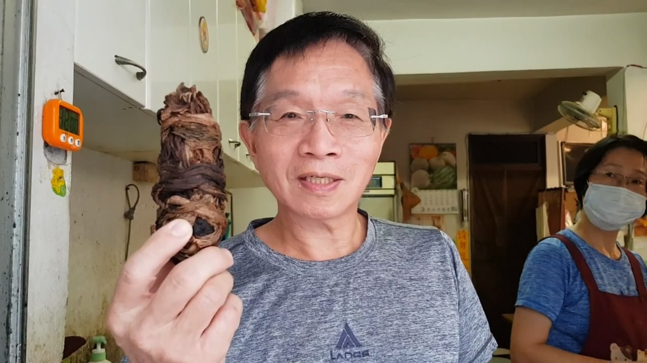 台北这家老店的梅干扣肉饭,太好吃了,老板亲自讲解,好吃的秘诀