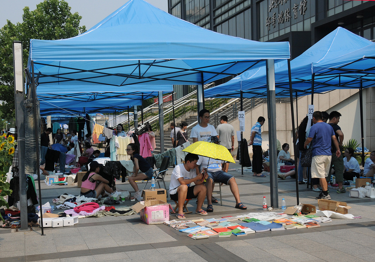淘宝摆摊帐篷产品图推荐：提升销量必备图片