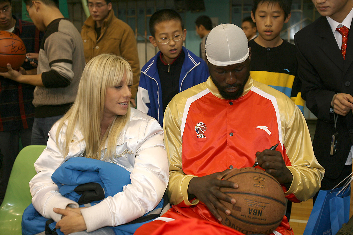 我男朋友的老婆叫什么