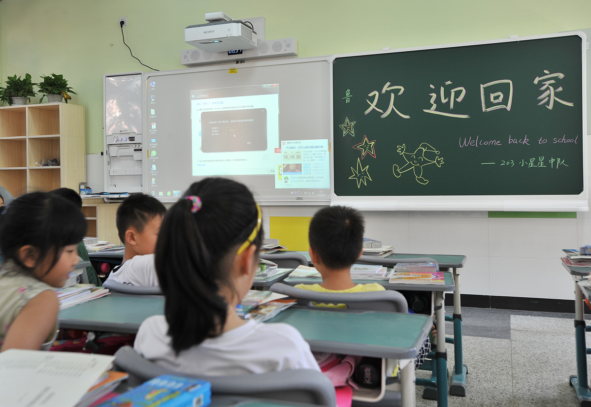 小学二年级红领巾活动建议：更有趣、更有意义