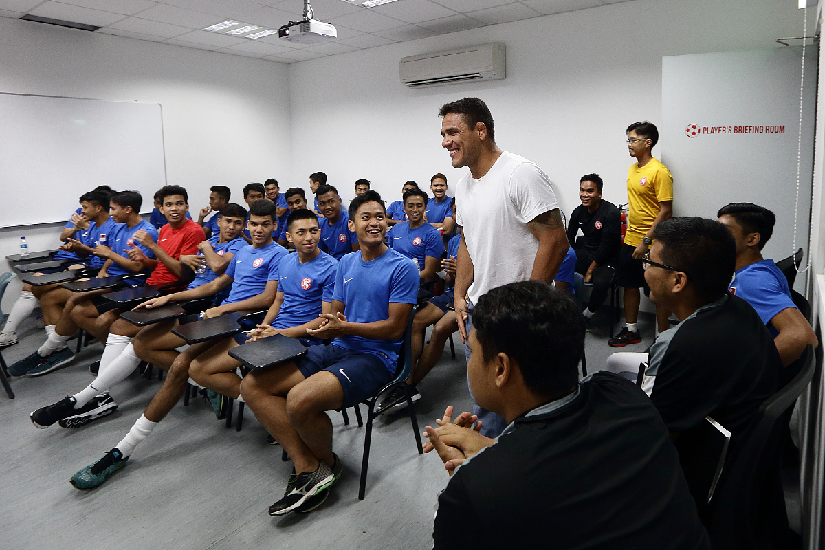 天津外国语大学航空维修怎么样？设施、师资、就业机会一览