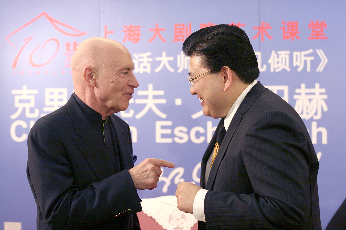 ( 摄影师 要求 : 每张 不 低于 200元 , 谢谢 合作 ) 2007年 10月 28
