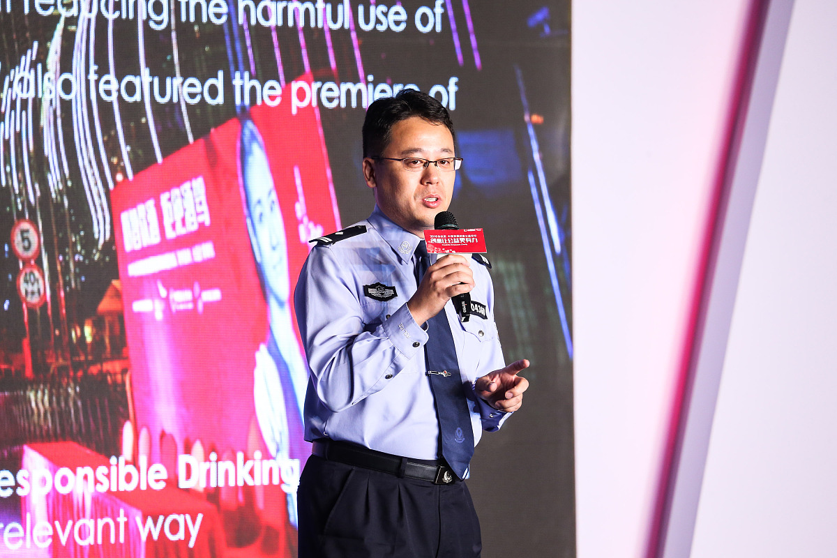 陈建斌：警察，我们最可靠的守护者