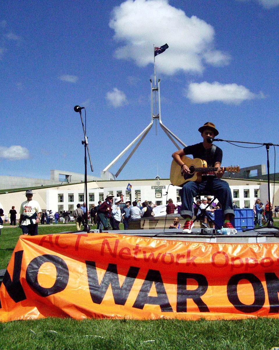 反战歌曲：口袋里的香烟与内心的战争