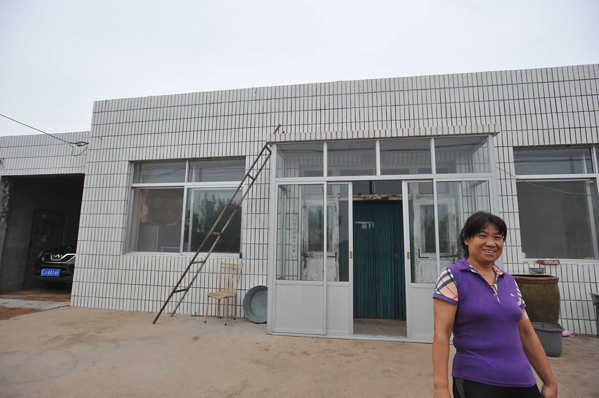 2012年08月01日,辽宁省阜新市,尽管长着一张典型的中国面孔,尽管两年
