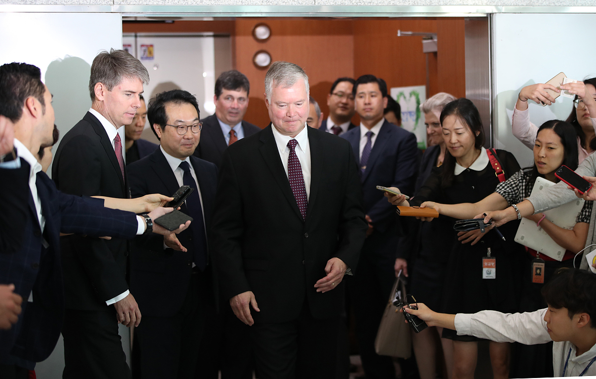 韩国民主党派和保守党派国家安全