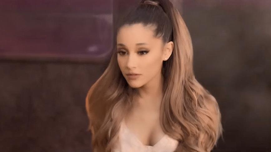 [图]美国歌手Ariana Grande歌曲MV,歌声和画面感让人沉醉其中!