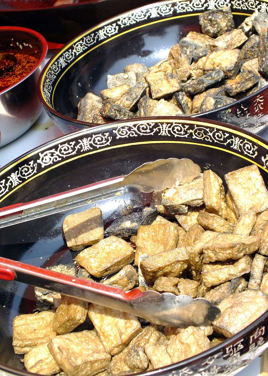 臭豆腐能经常吃吗？健康风险和食用建议