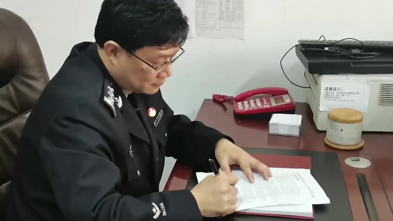 【南昌警方通报!南昌一车主购豪车伪造15起事故骗保30多万】】2019年9月,陶某威由于宝