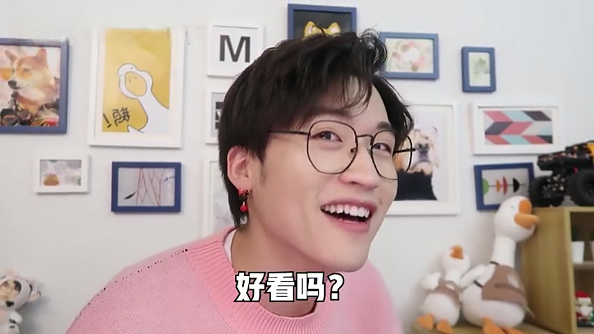 #pick一个健康好物#动漫IP周边大赏! 超可爱的迪士尼“噗噗”抱枕; 会放电的皮卡丘胸