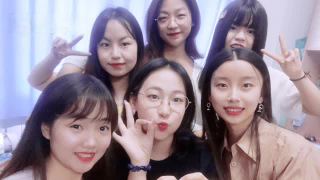 【学霸女寝6人全读研:4年获150张证书6万多奖学金】西北农林科技大学 动科学院一女生寝室
