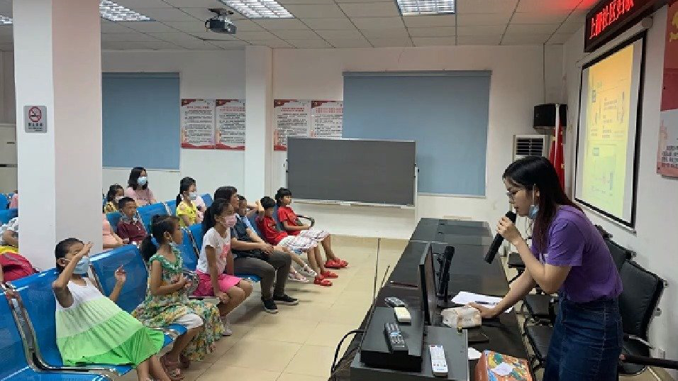 &nbsp;【垃圾怎么分?这堂课轻松记[憧憬]】为进一步提升孩子们垃圾分类意识,传播“绿色、低碳、环