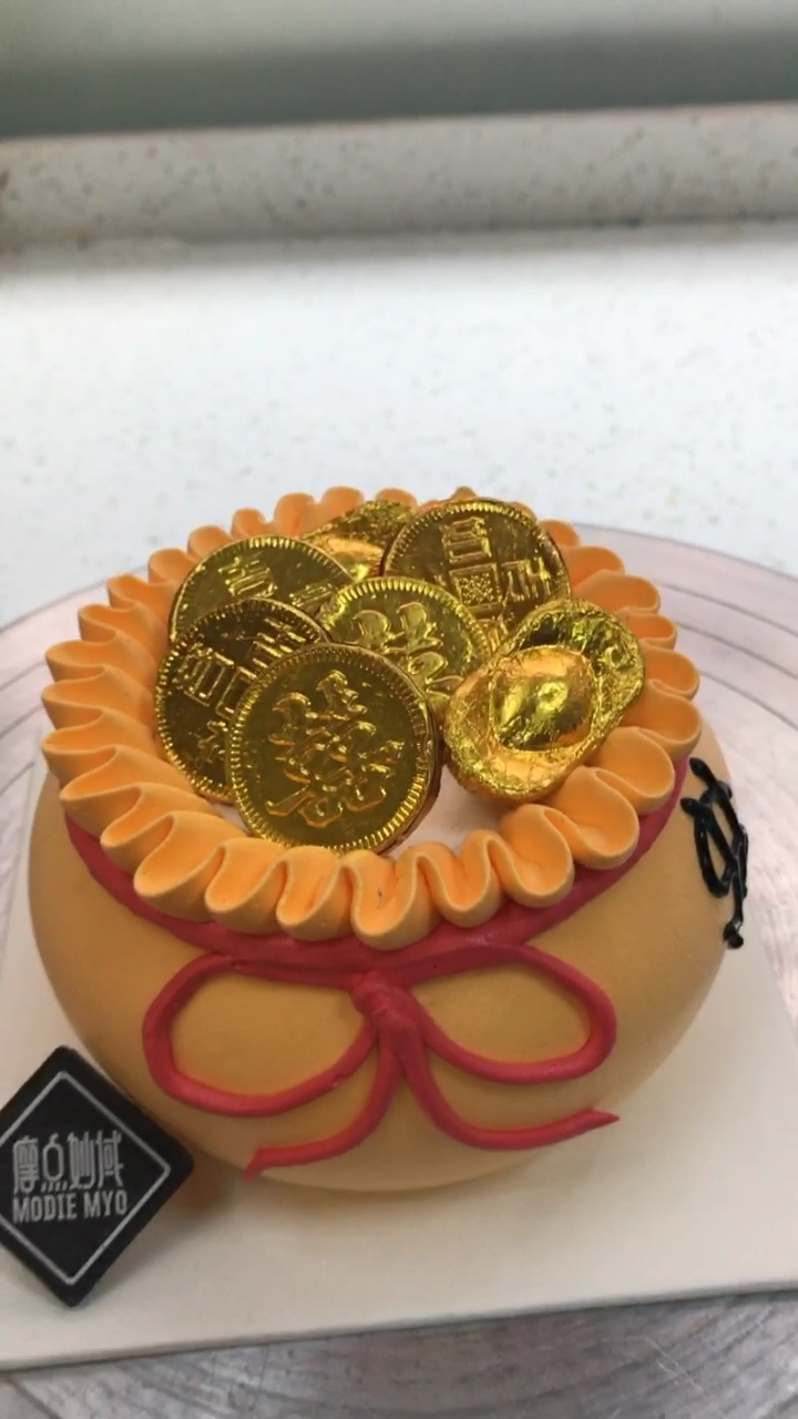 这个钱袋做的可还行,你们钱包里钱装满没?