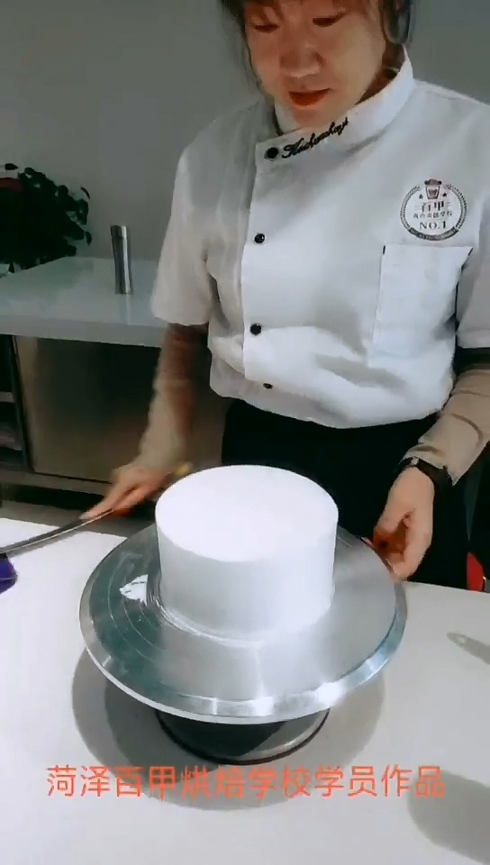 #菏泽西点蛋糕培训#私房蛋糕烘焙培训班,韩式裱花蛋糕培训班,法式西点培训班技术前沿 产品新