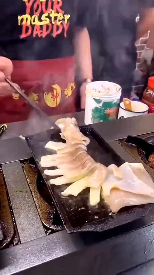超级好吃的铁板大鱿鱼!
