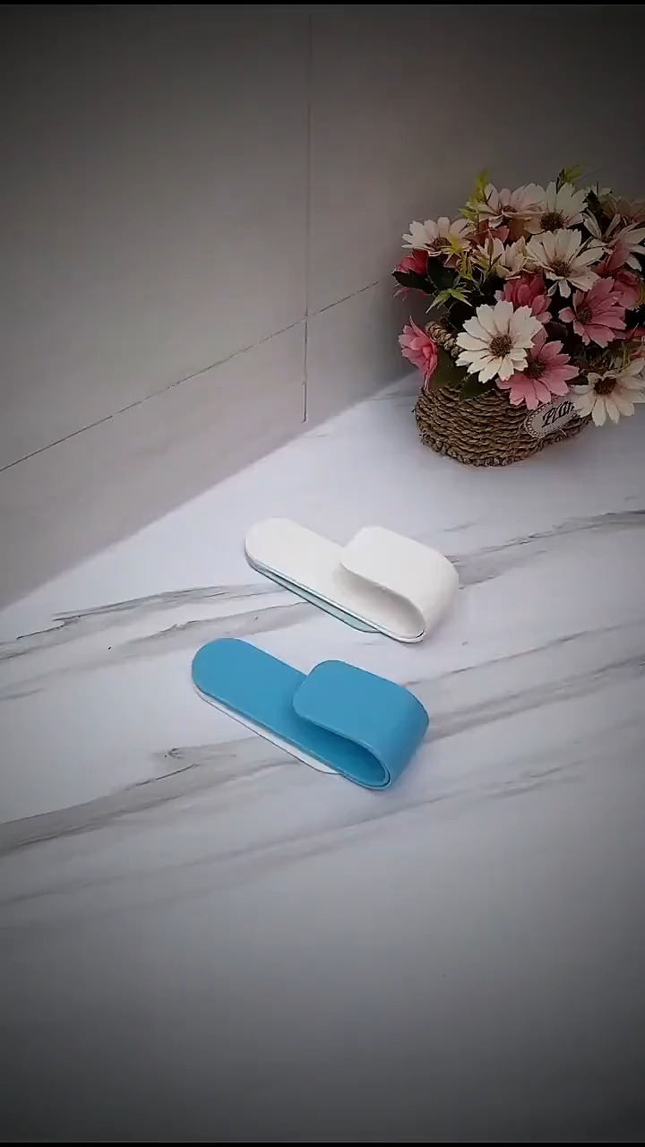 有了这个旋转锅盖架,无论是大锅小锅盖都能放得下,好用还不占空间