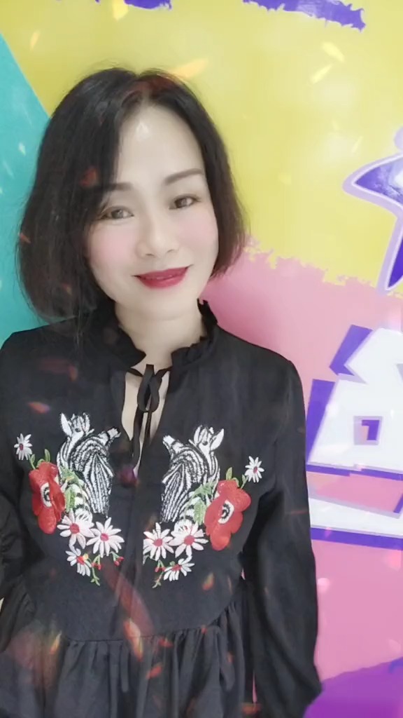 生日快乐 69年的我属相鸡今天农历六月初六是我51周岁的生日祝自己生日快乐祝刷到