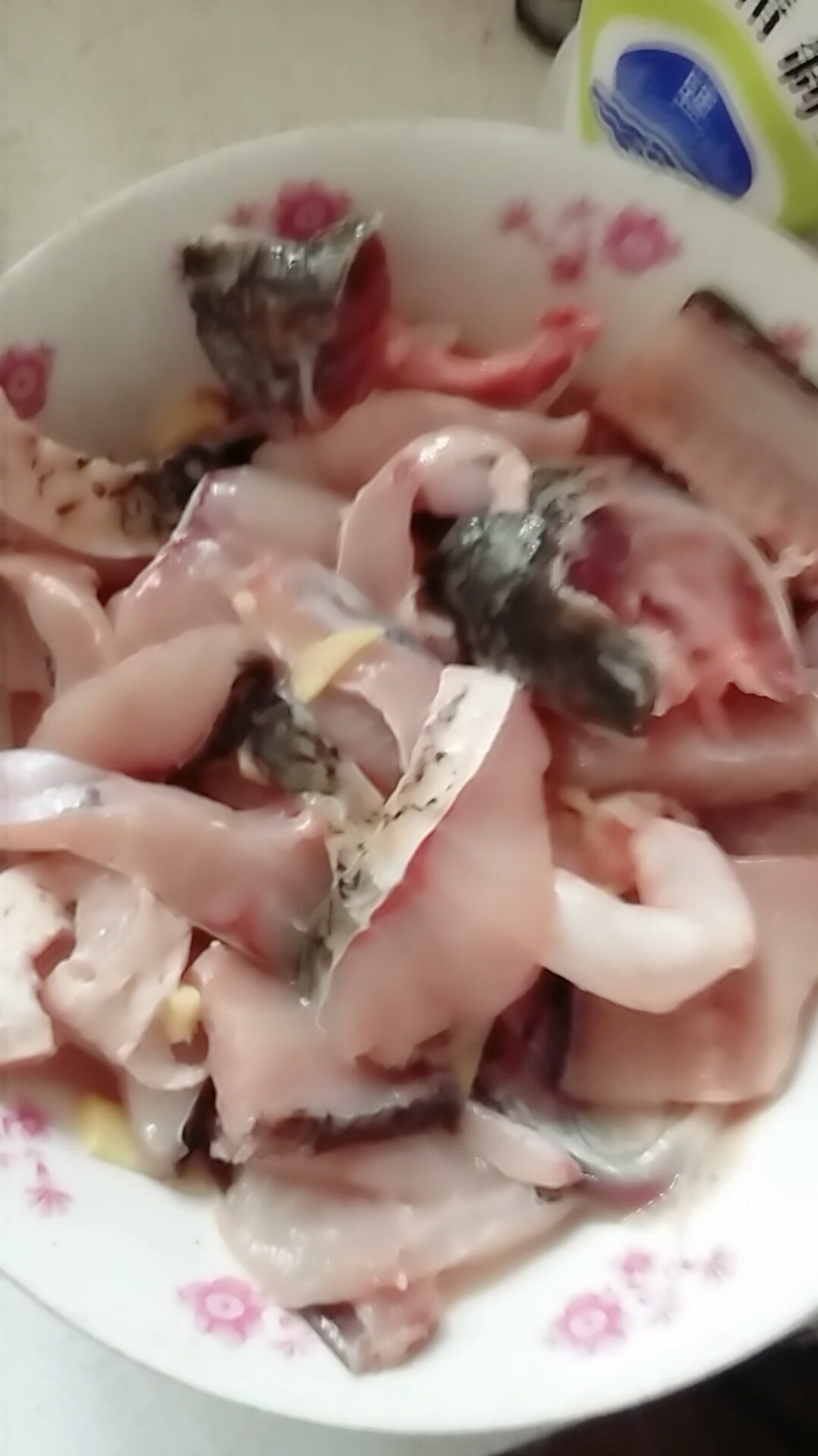 油泼辣子鱼也称~\(≧▽≦)/~水煮鱼片 