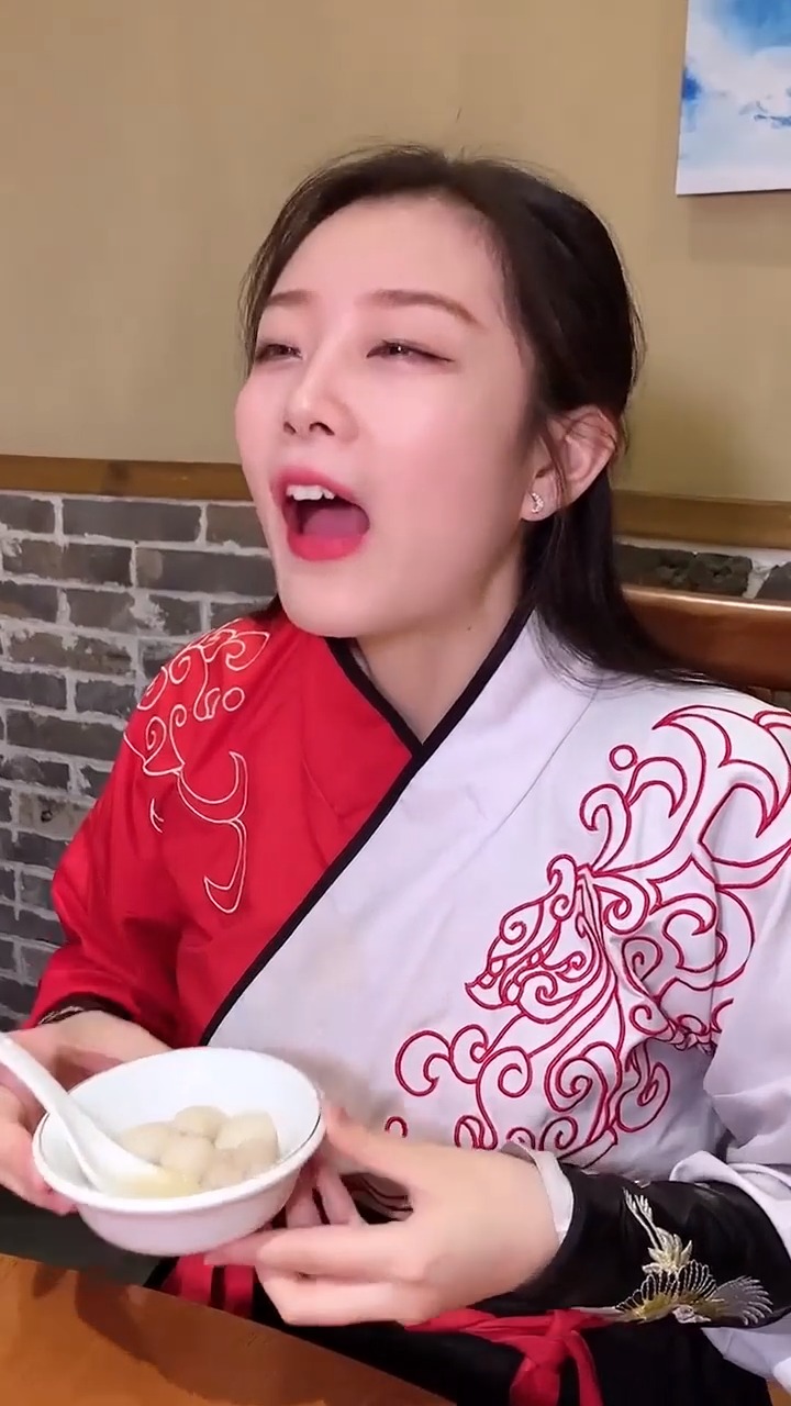 ·舌尖上的美食,无法抵抗的口味与神秘调料的诱惑!快乐五一去哪嗨打卡宝藏长
