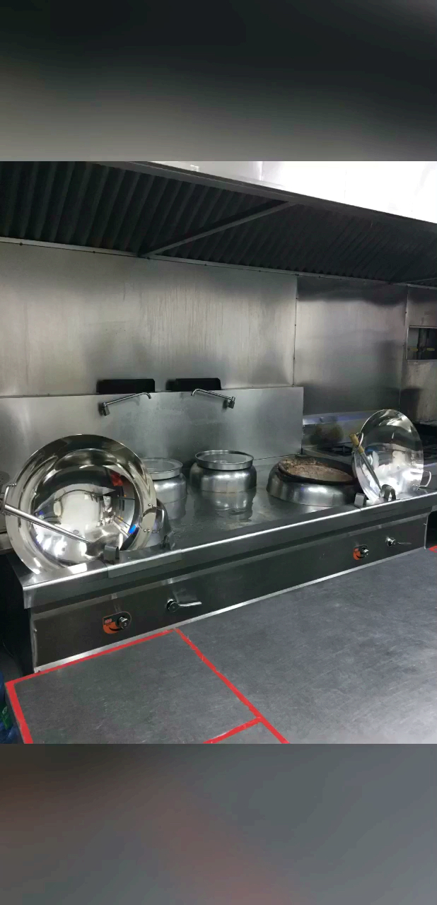 官府菜北京饭店的厨房