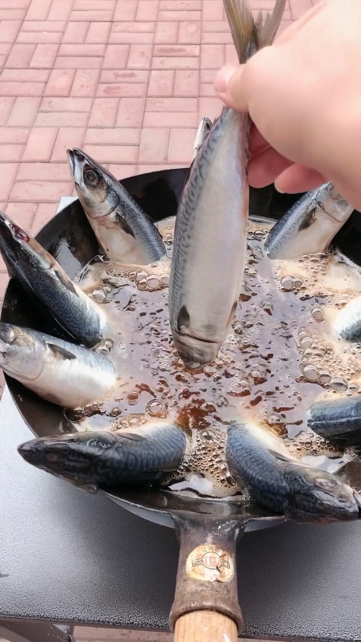 #美食#不腥不腻的鱼罐头做法