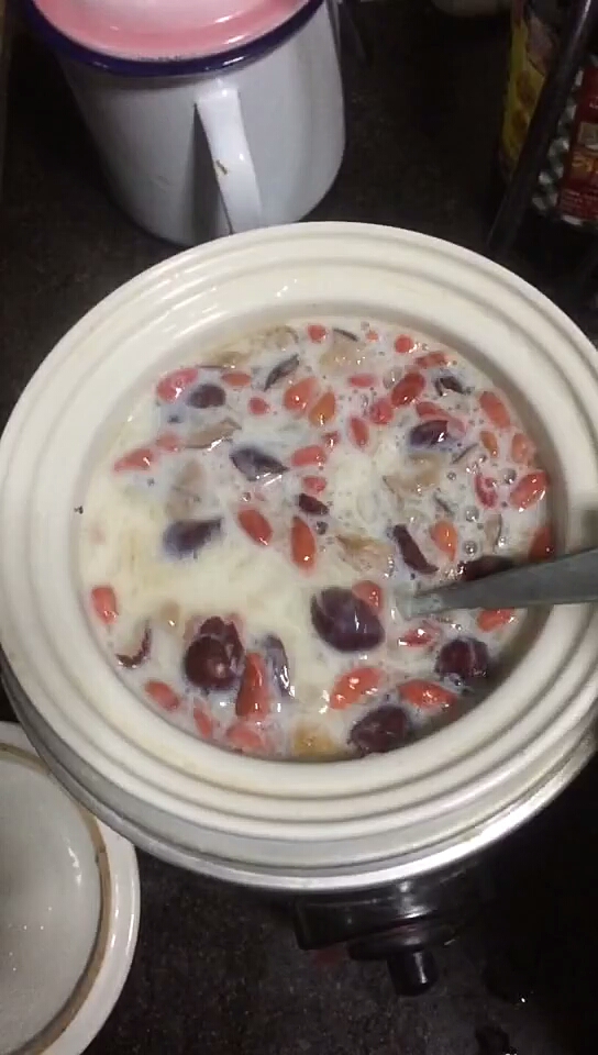 鱼胶雪燕  据说能补充胶原蛋白