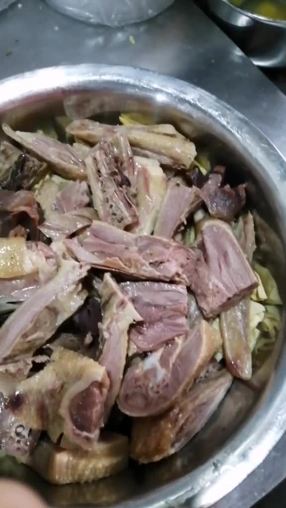 只有固始的小伙伴才能吃到正宗的固始鹅块火锅固始小吃