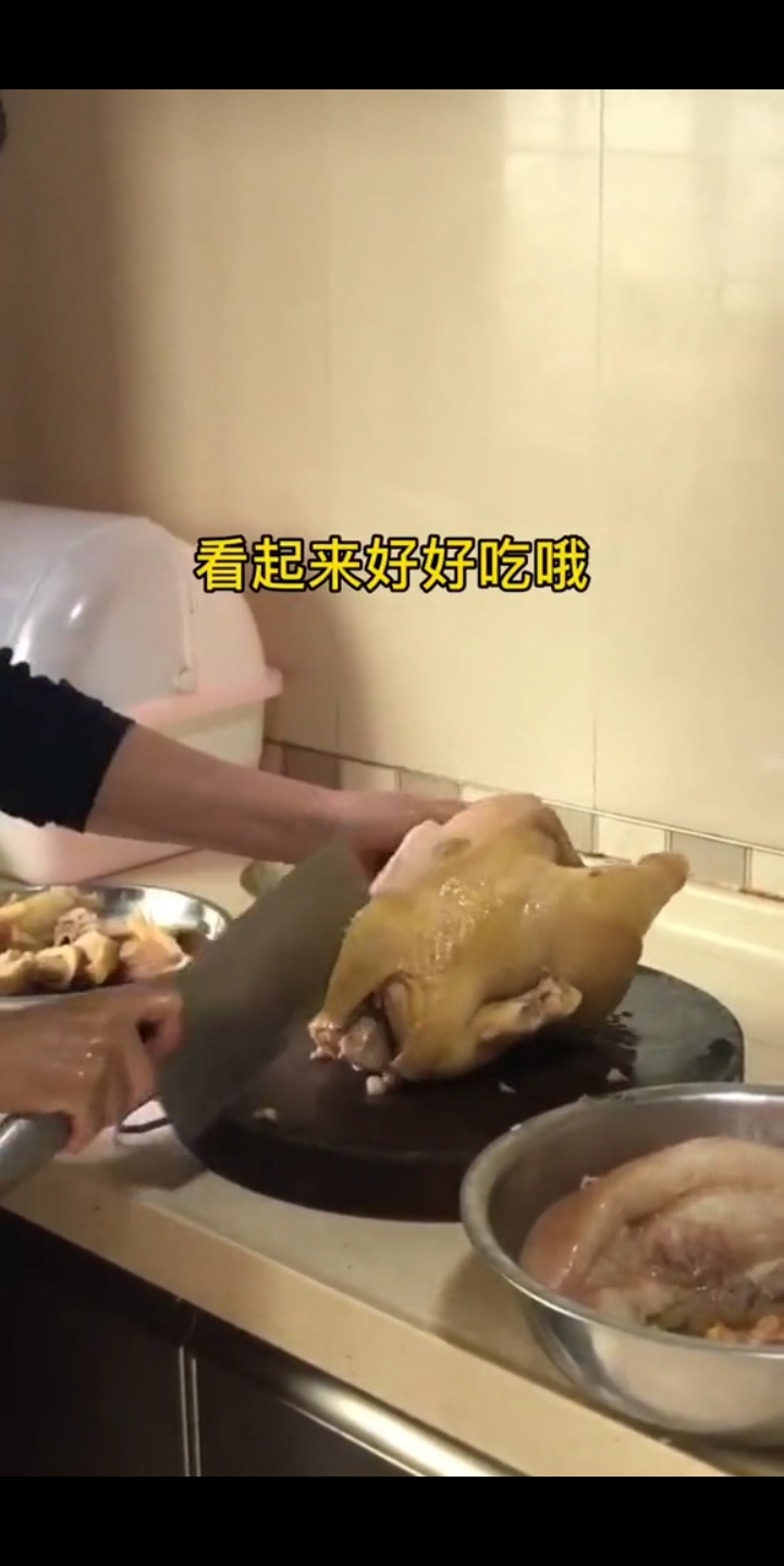 #广东白切鸡#哇哦,你们知道吗?鸡的寿命要算上它上了饭桌以后被吃完的时间