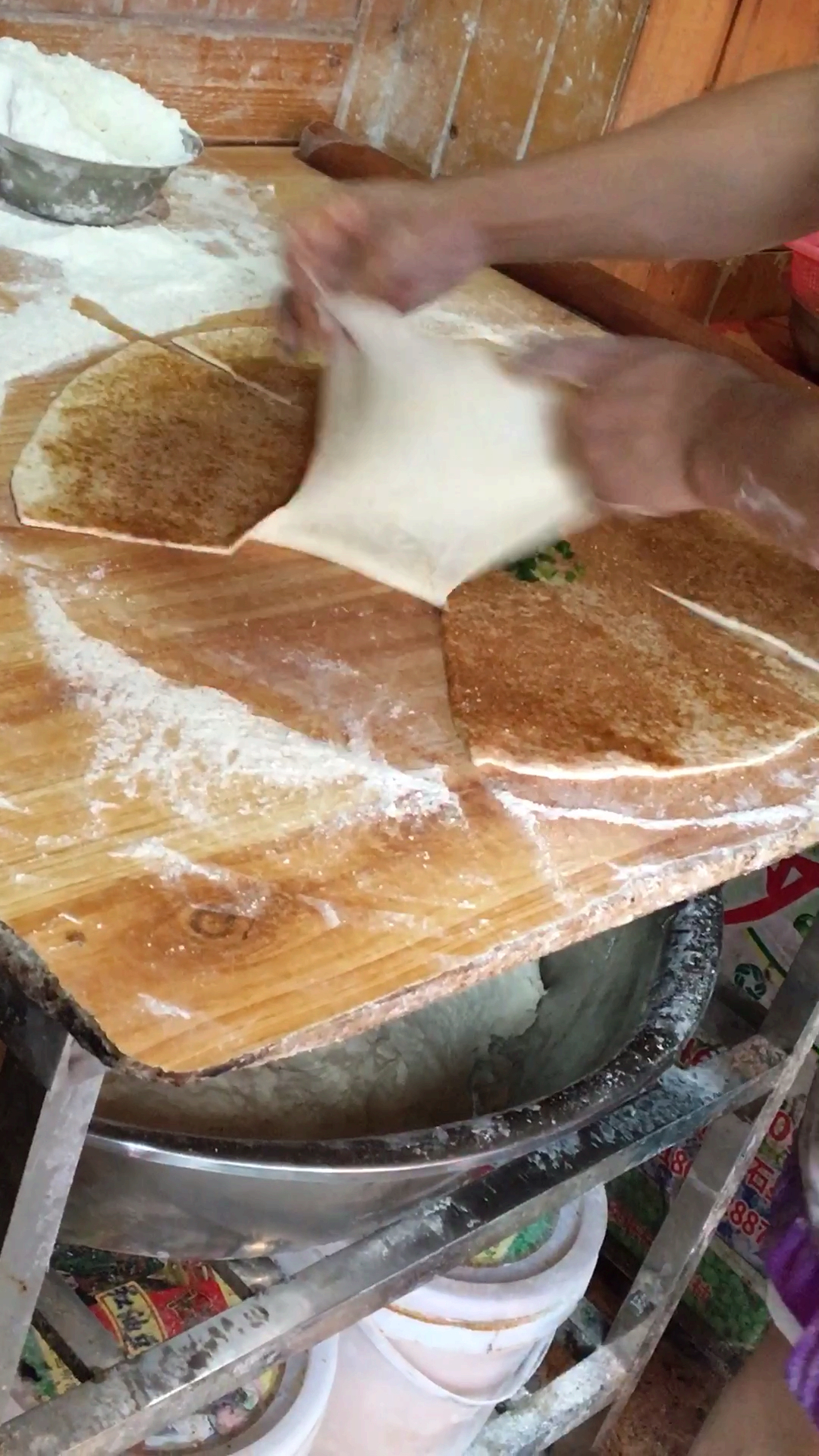 #高手在民间#正宗土家酱香饼做法