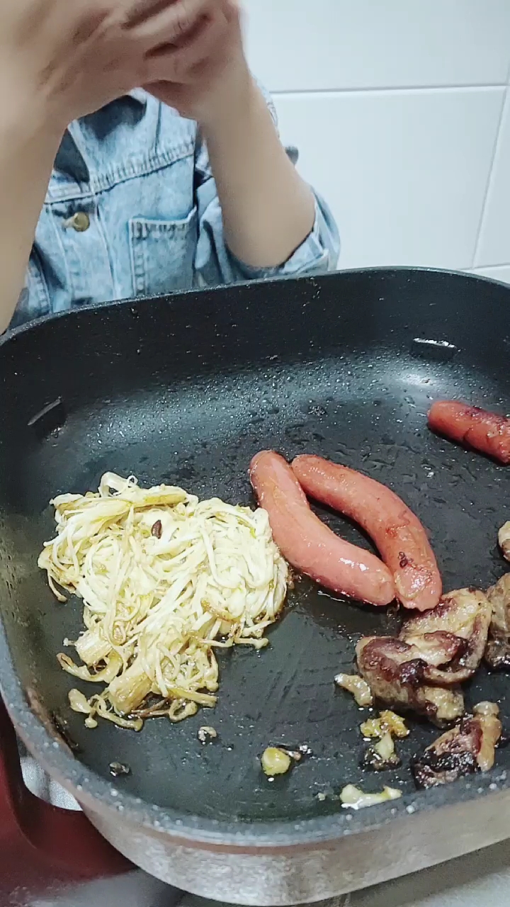 残渣剩饭