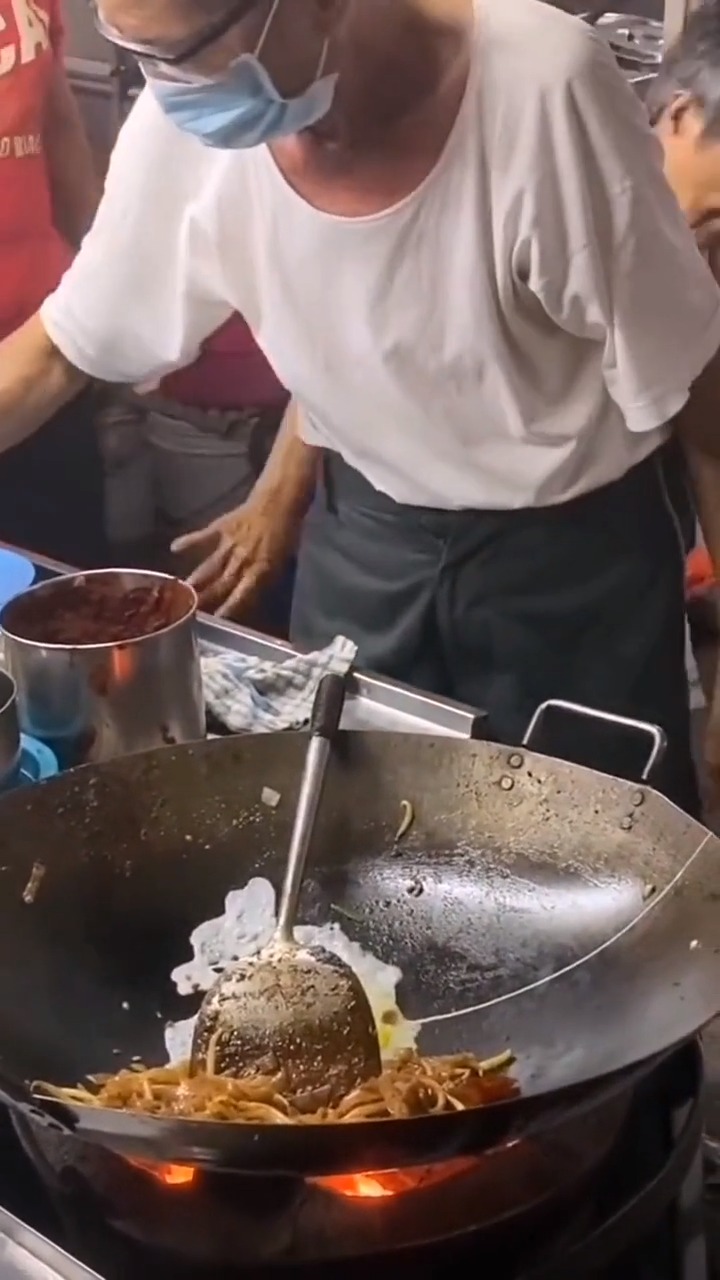 马来西亚海鲜炒粿条