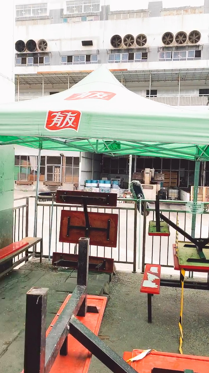 统一的方便面还是比康师傅的好吃点!