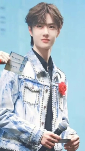 还嫌王一博太美男?唯一一张“军人”造型照片曝光,全网都沦陷了