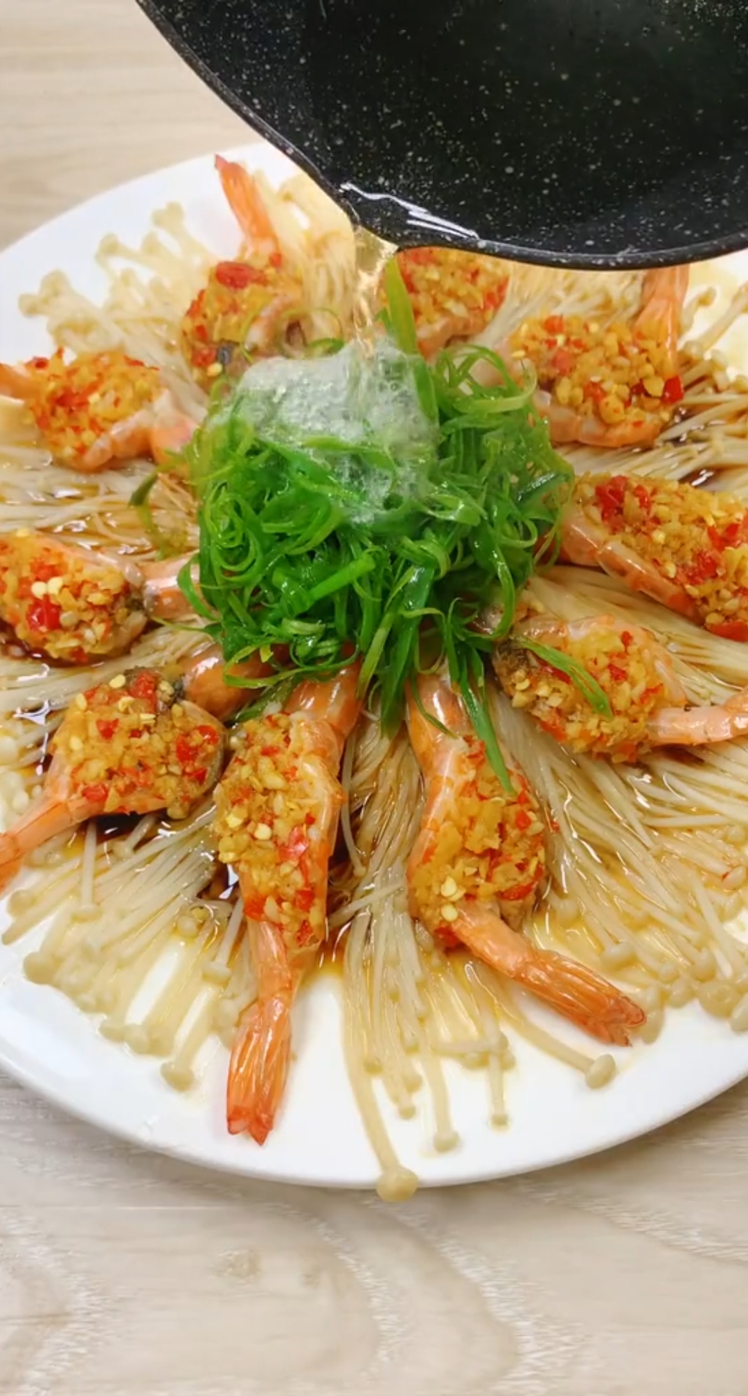 金针菇蒜蓉虾,快来学着做