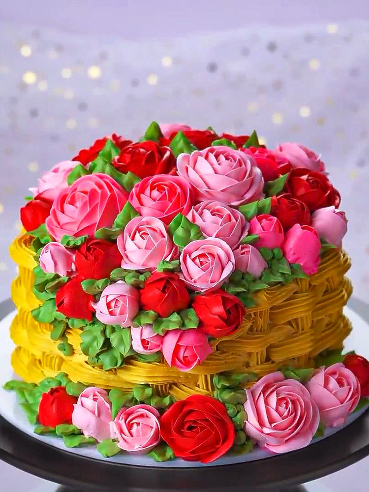 #创意生日蛋糕#玫瑰花蛋糕,为心爱的人制作一个吧!