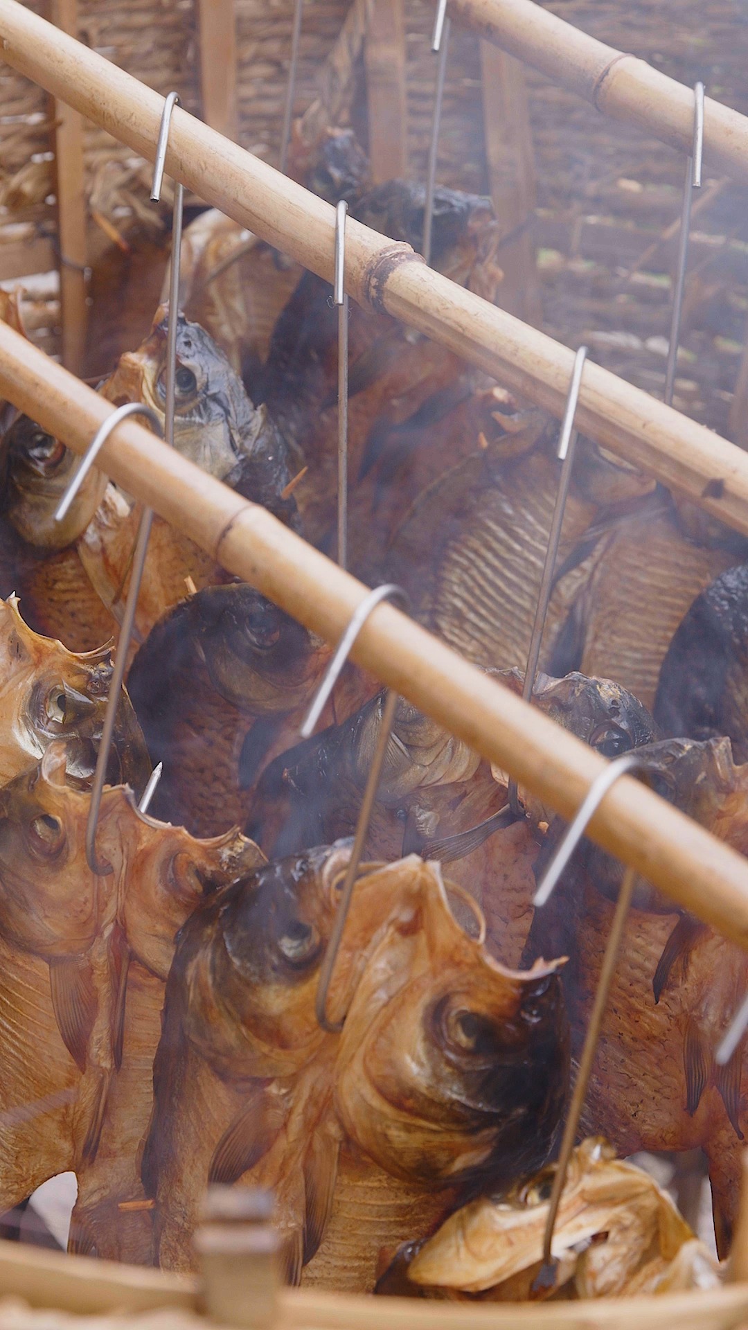#美食#腊鲢鱼你们都吃过吗？湖南特色腊鲢鱼怎么做香辣入味，下酒又下饭，看完视频你就知道了