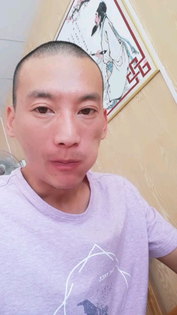 #中国好青年#不容易啊,午饭吃个东坡肉包喝个胡豆吧