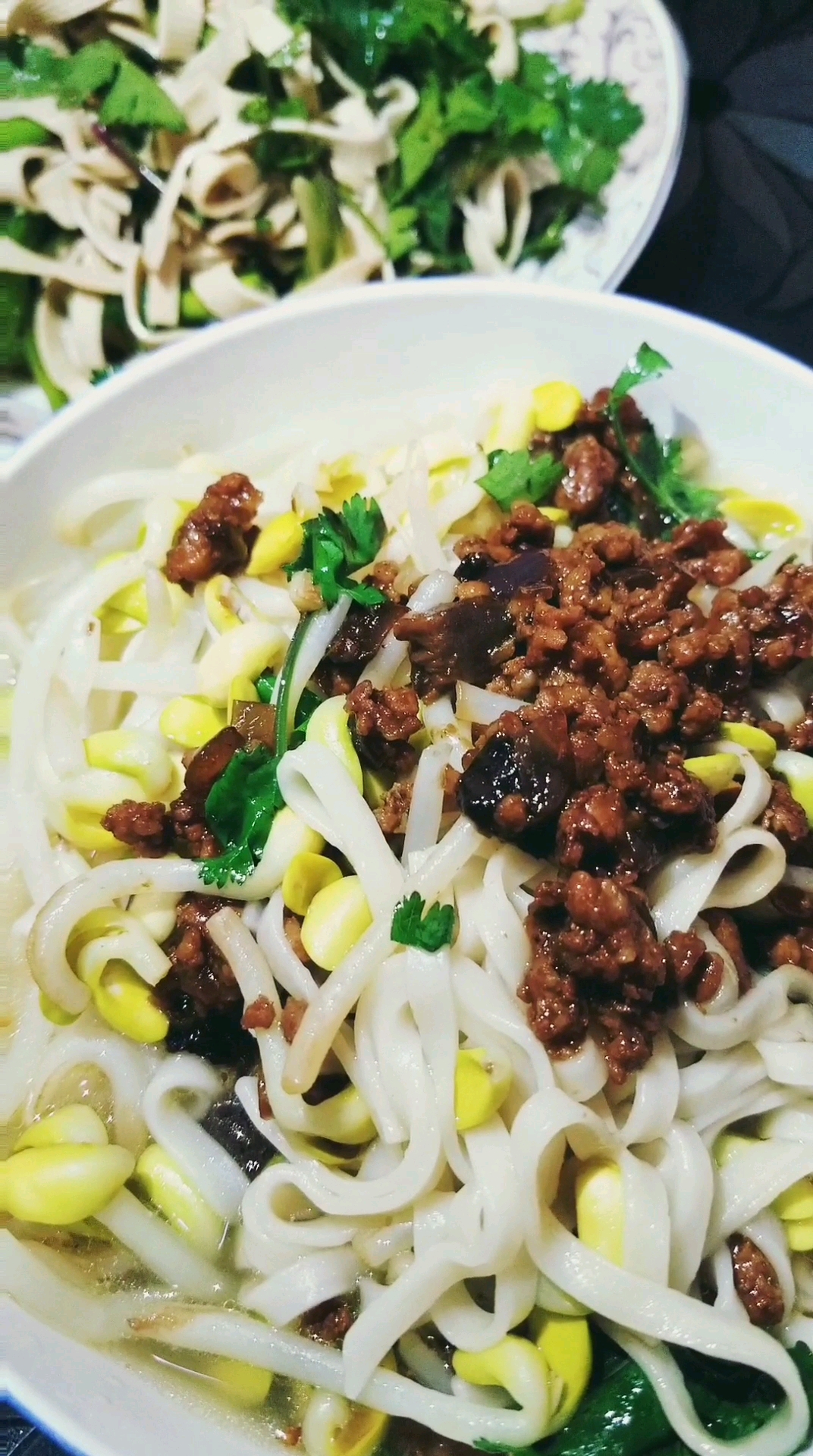 我的早餐日记,5月7日,黄豆芽炸酱面