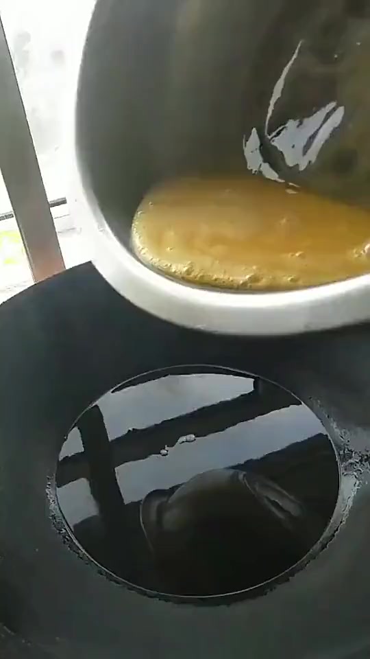 #搞笑段子#老妈做的鸡蛋花，街坊邻居里算是一绝，老远就能闻着香味了！