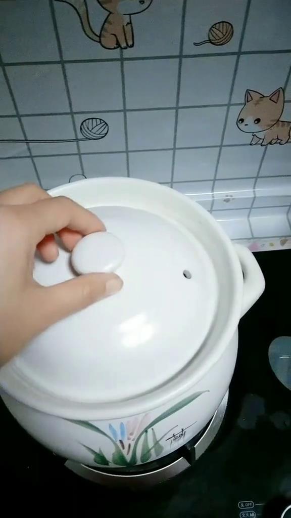 为爱的人做一道尖笋胡萝卜山药排骨汤 瞬间可以喝三碗#美食趣胃计划#为你煲汤