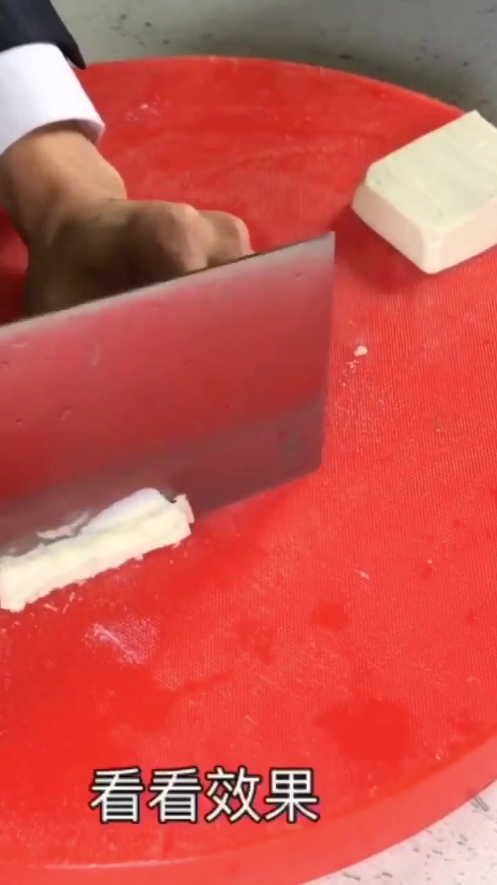 中国八大菜系之淮扬菜,有一道《文思豆腐羹