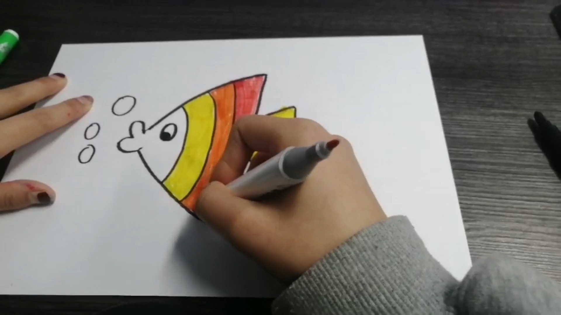 非常阔爱的热带鱼,非常简单呦,快来跟老师学习吧 !