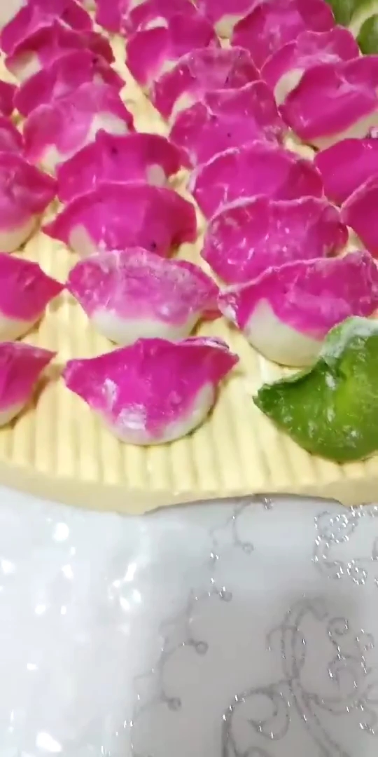 彩色饺子