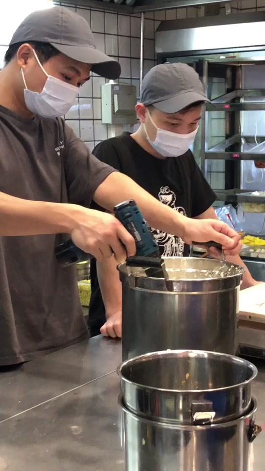 #美食#麻辣烫 金汤的做法@全民小视频小助手